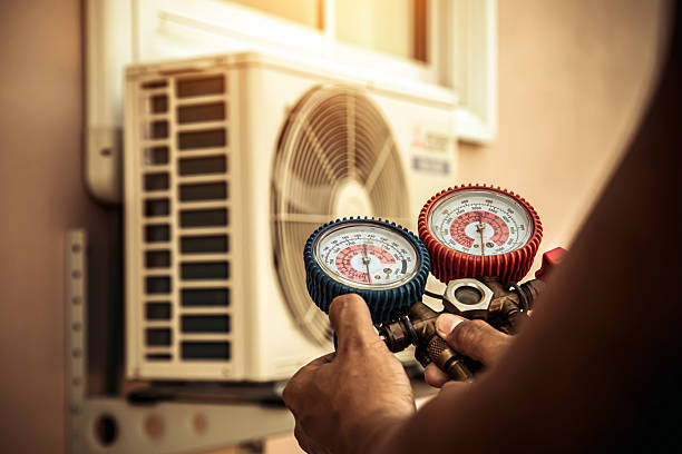 Professional Hvac technician working in Merrimac, VA